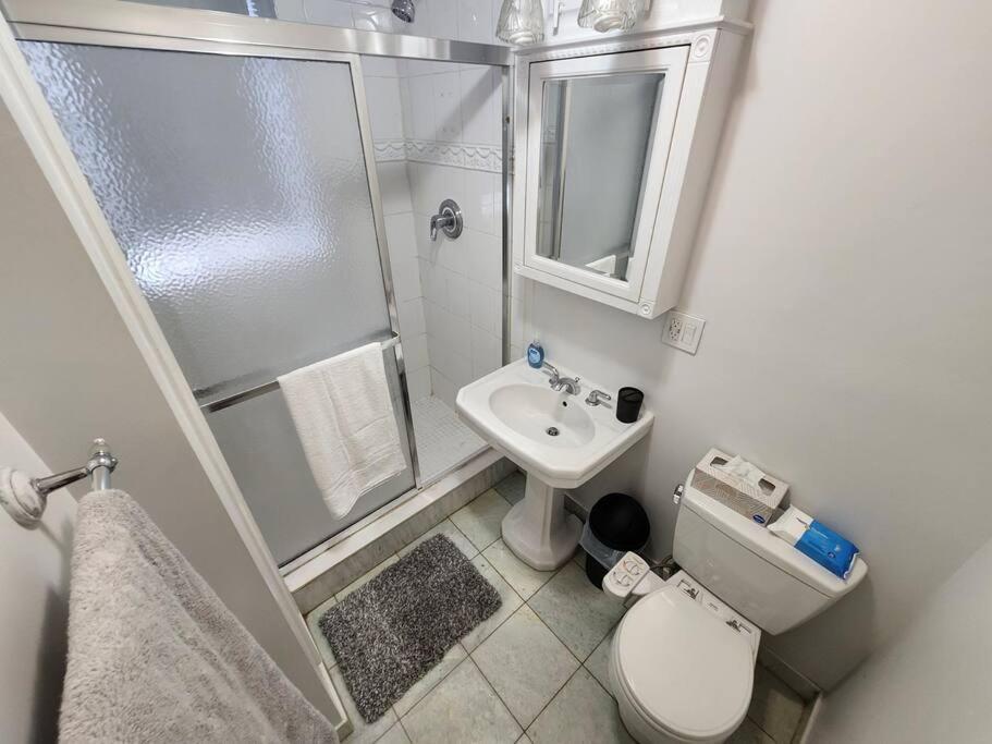 Spacious 3 Bedroom Apartment Mins To Nyc! ยูเนียนซิตี ภายนอก รูปภาพ